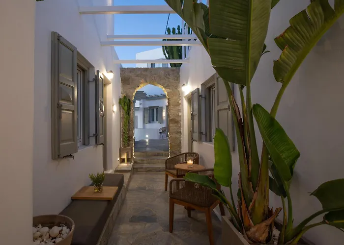 מלון Damianos Mykonos 3*