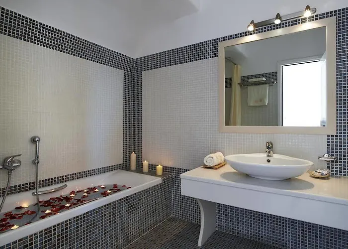 Damianos Mykonos מלון 3*