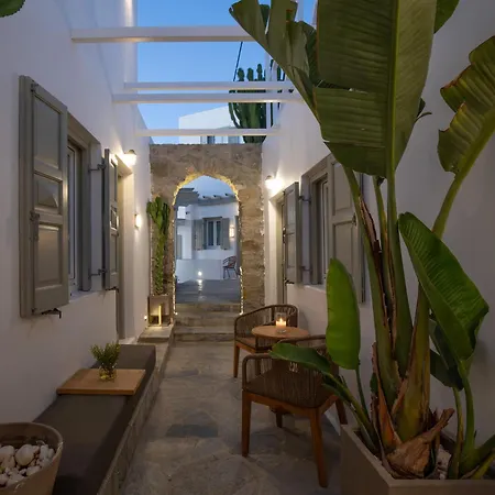 מלון Damianos Mykonos 3*