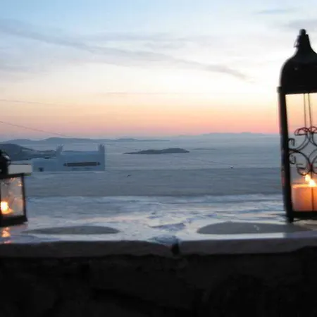 Damianos Mykonos מלון 3*